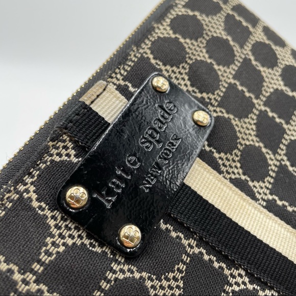 Kate Spade Classic Noel Neda Black Cream Canvas Zip Around Wallet - Picture 3 of 14